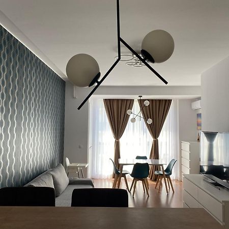 Andreve Apartment By Onix Blue Mamaia Nord, Baby Friendly, Private Parking Năvodari Екстериор снимка