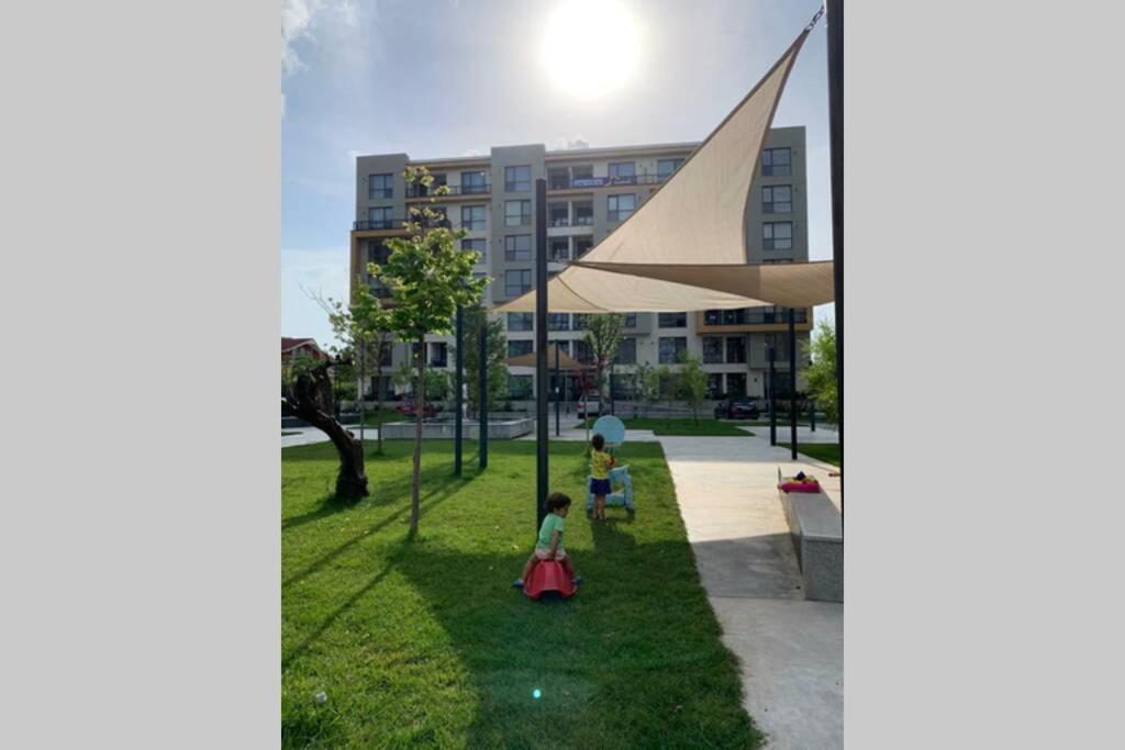 Andreve Apartment By Onix Blue Mamaia Nord, Baby Friendly, Private Parking Năvodari Екстериор снимка