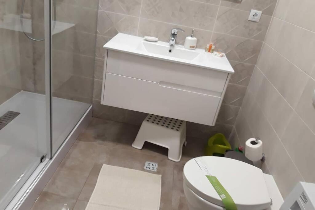Andreve Apartment By Onix Blue Mamaia Nord, Baby Friendly, Private Parking Năvodari Екстериор снимка