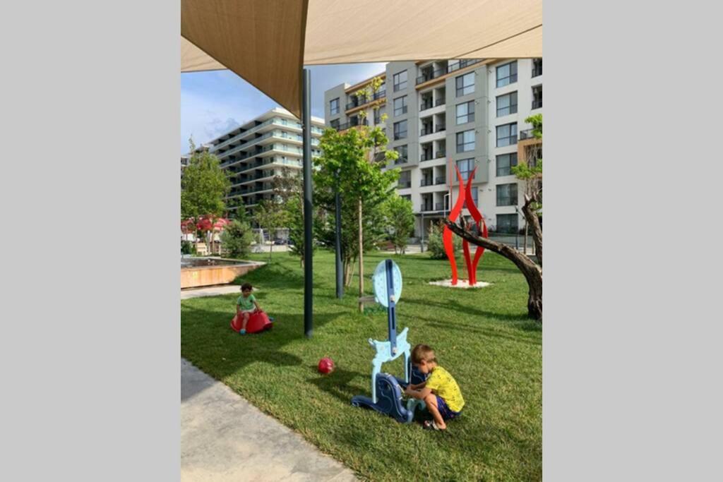 Andreve Apartment By Onix Blue Mamaia Nord, Baby Friendly, Private Parking Năvodari Екстериор снимка