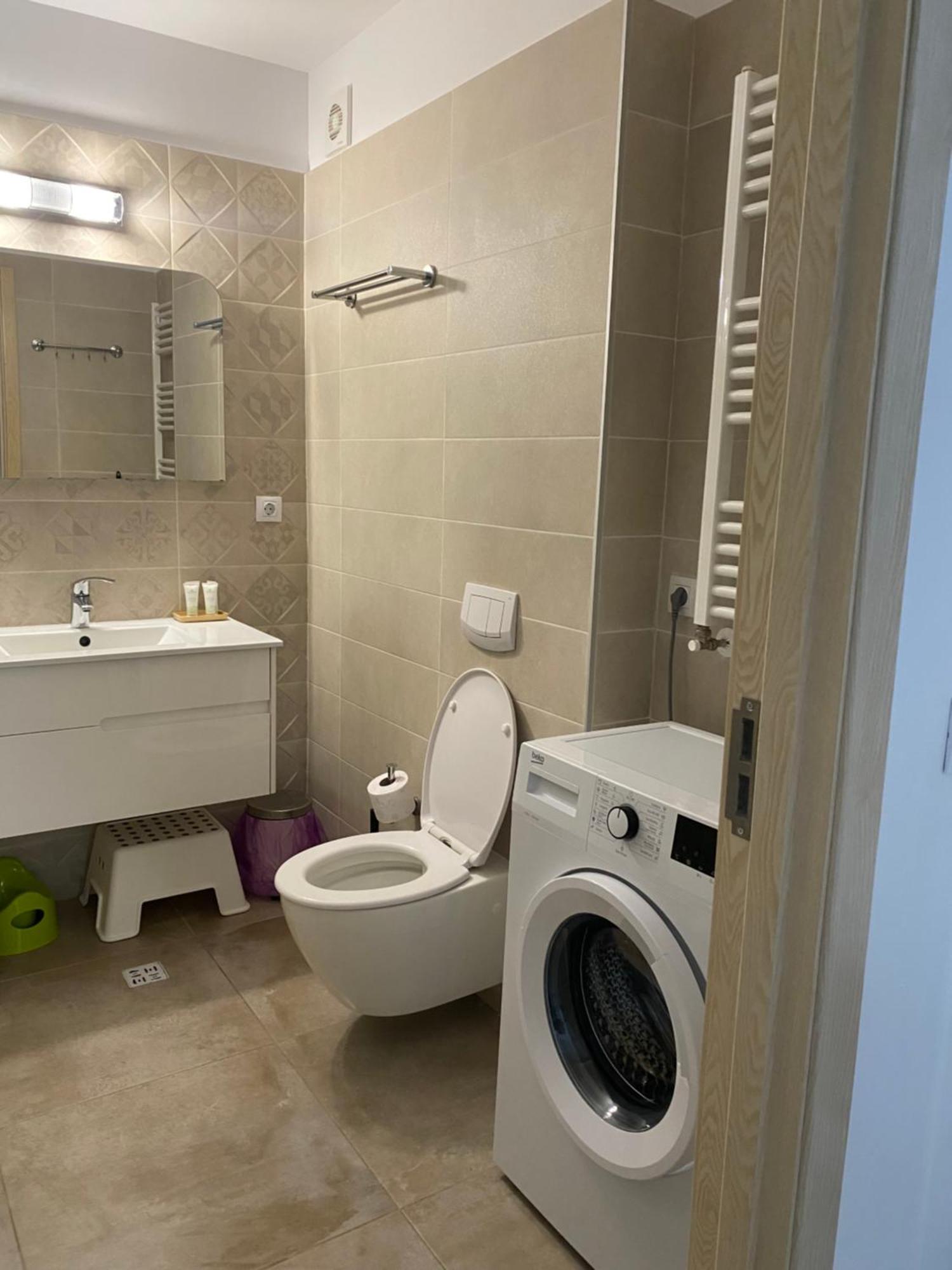 Andreve Apartment By Onix Blue Mamaia Nord, Baby Friendly, Private Parking Năvodari Екстериор снимка